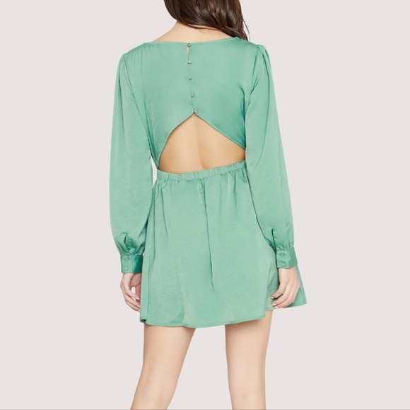 NWT Lost + Wander burgundy dress with cutout back size medium - Picture 9 of 10